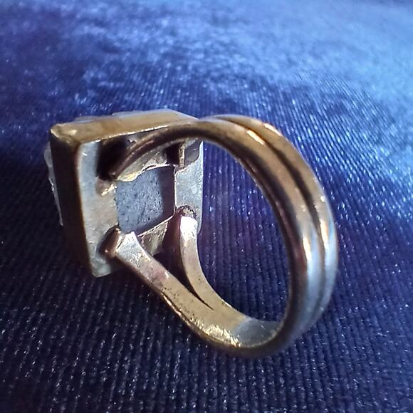 Natural Crystal Square Silver Ring size 5.75 reflective sparkly gemstone - Picture 6 of 14